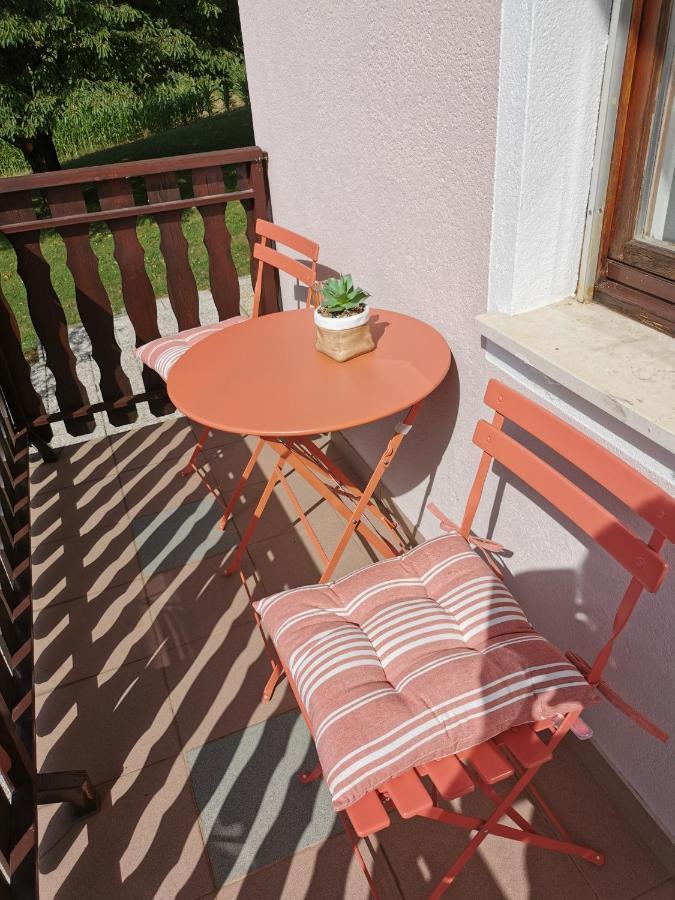 Urlaub Fuer Die Seele - Erholung Pur In Der Natur - Ferienhaus Mit Infrarotkabine & Relax-Raum Rucmanci Kültér fotó